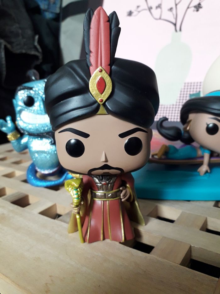 Funko Pop lot de 3c Disney Aladdin dont 1 Movie Moments , Jafar , Genie + 3 figurines Macdo - photo numéro 8