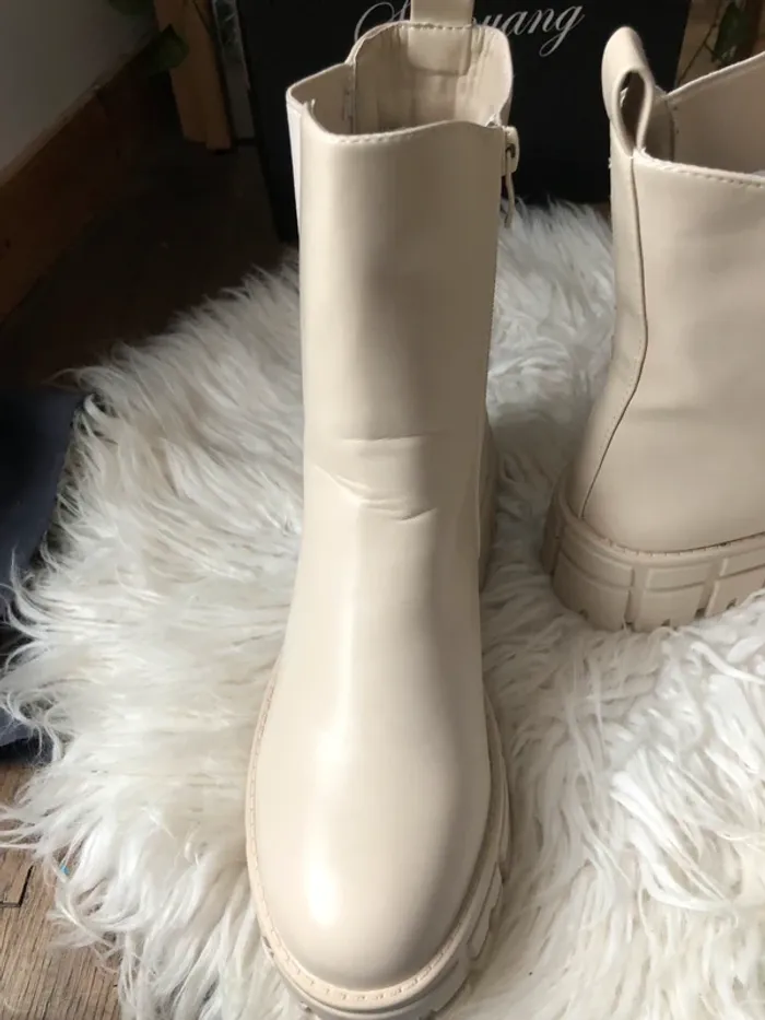 Bottes neuves - photo numéro 6