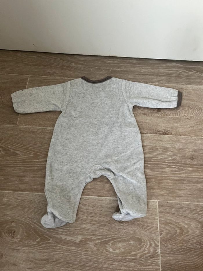 Pyjama gris - photo numéro 2