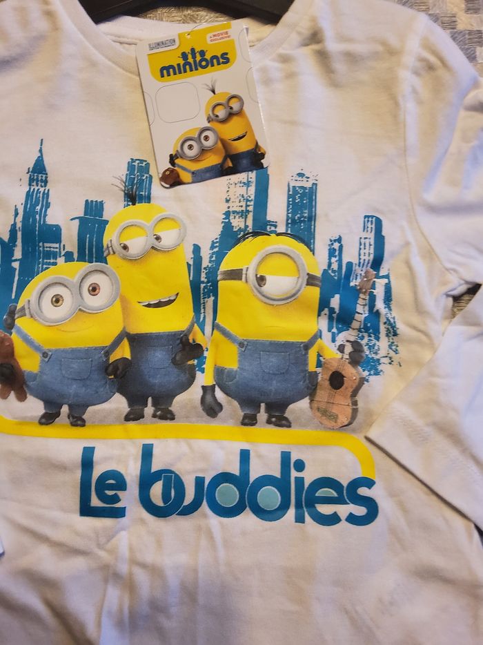 🟡 T-shirt enfant Les Minions – Neuf avec étiquette 🟡
T 8 ANS - photo numéro 2