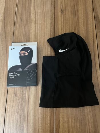 Nike Pro Therma-FIT Hood