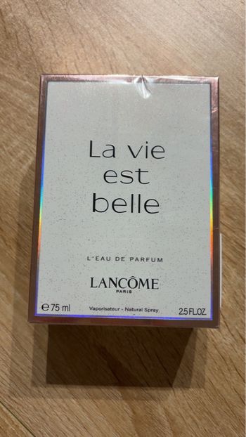Parfum la vie est belle neuf sous blister 75ml