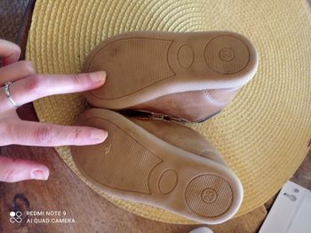 Chaussure bébé 23