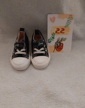 Basket taille 22 