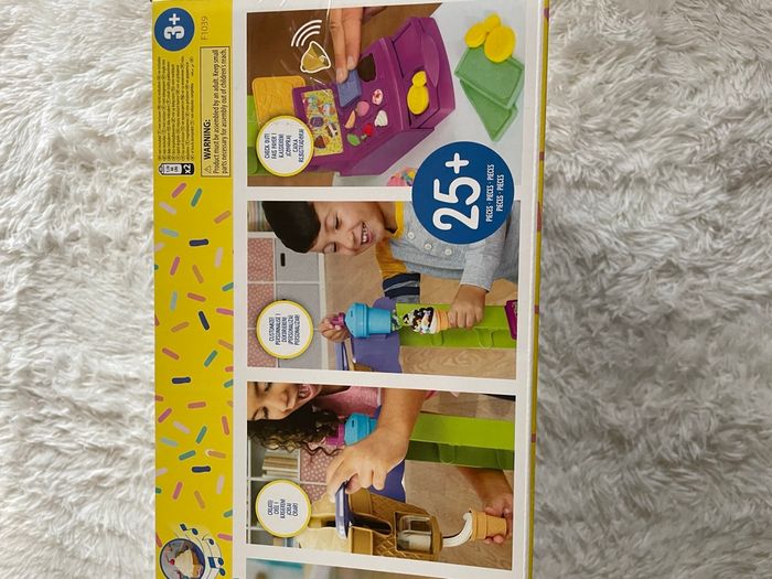 Play-Doh - Camion de glace géant pâte à modelé - C139 - photo numéro 6