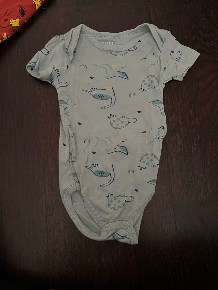 Lot 4 Bodys Bébé Garçon 6 Mois (Kiabi & Snoopy) - Manches Courtes - photo numéro 8