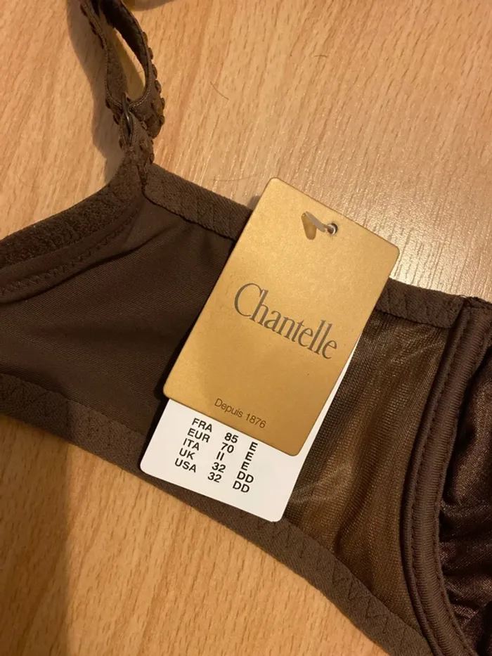 Soutien gorge Chantelle neuf - photo numéro 4