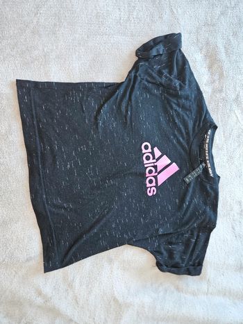 Tee-shirt Adidas noir et Rose adidas 5 ans