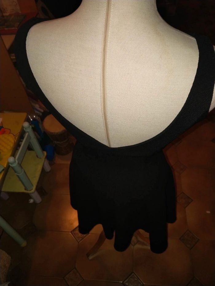 Robe noire évasé - photo numéro 2