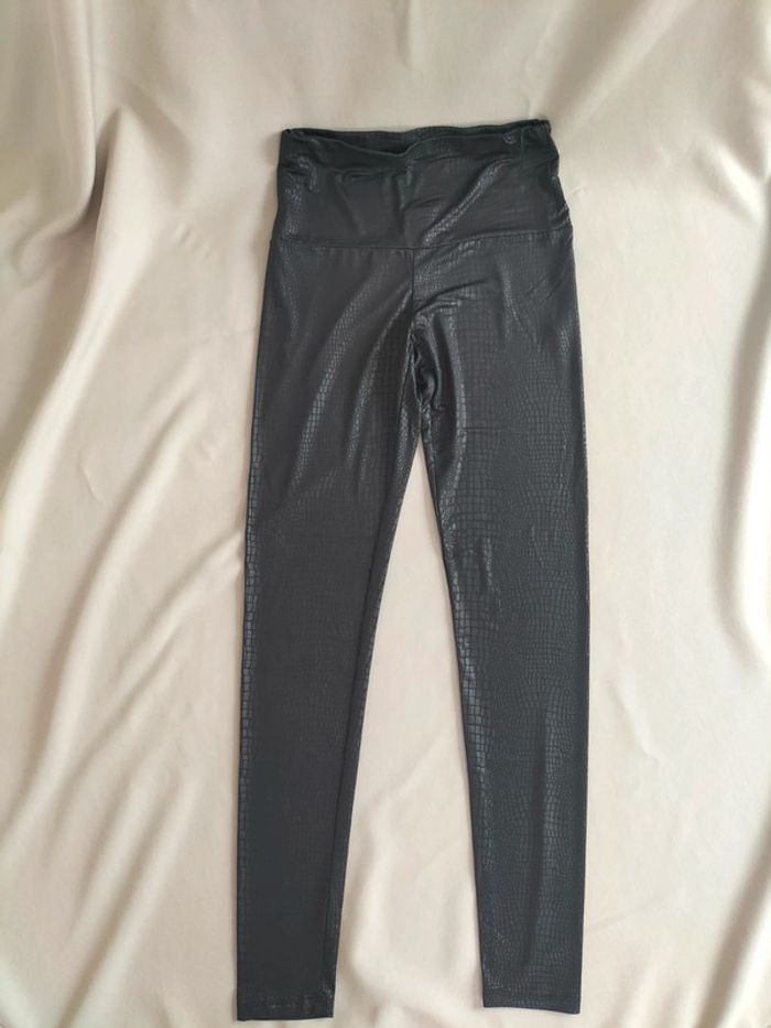 🖤 Legging effet python - Taille haute - Taille S/36 - Shein - Neuf 🖤 - photo numéro 2
