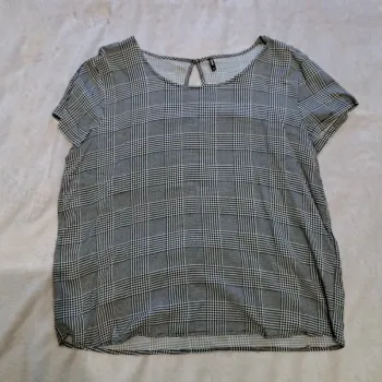 T-shirt à carreaux