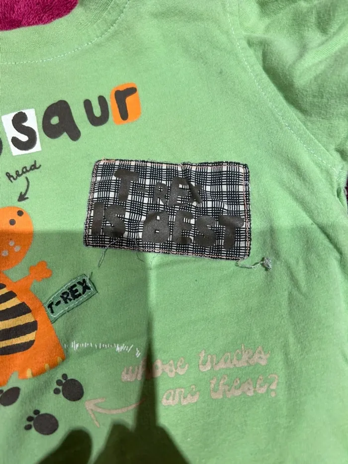 👕 T-shirt bébé vert dinosaure (T-Rex) - photo numéro 2