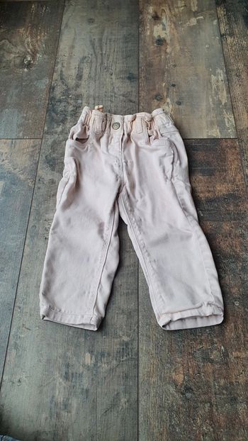 Pantalon tao 12 mois en très bon état