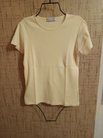 T-shirt uni jaune - Marque Basic One - Taille 2 (M)
