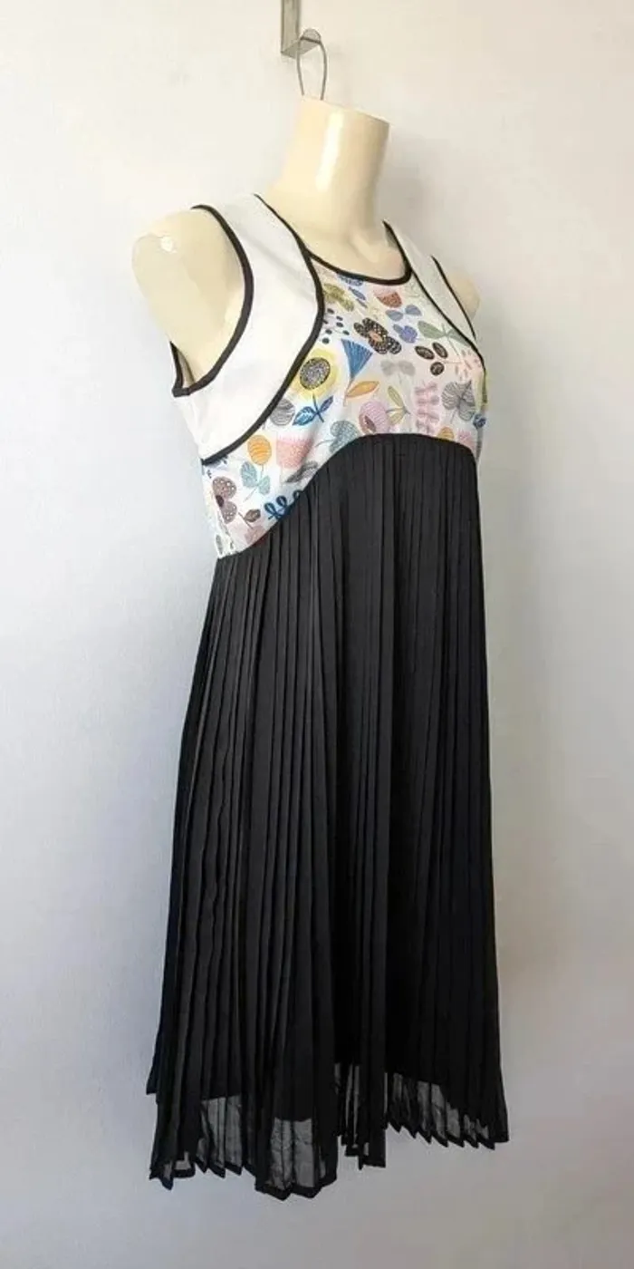 Robe plissée - Victorio & Lucchino - taille 3 - photo numéro 2