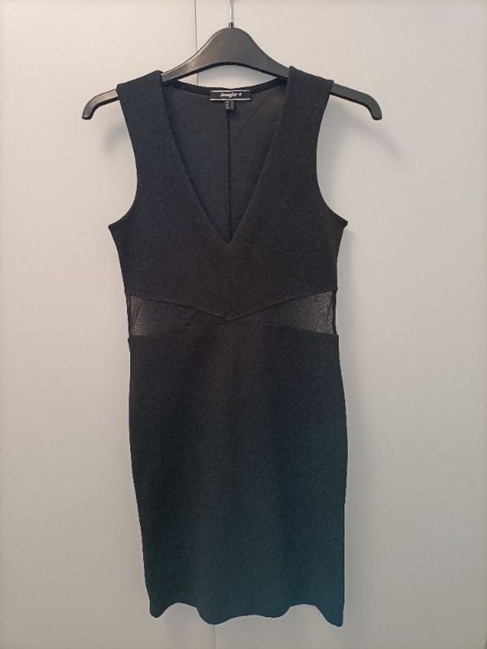 Robe noir