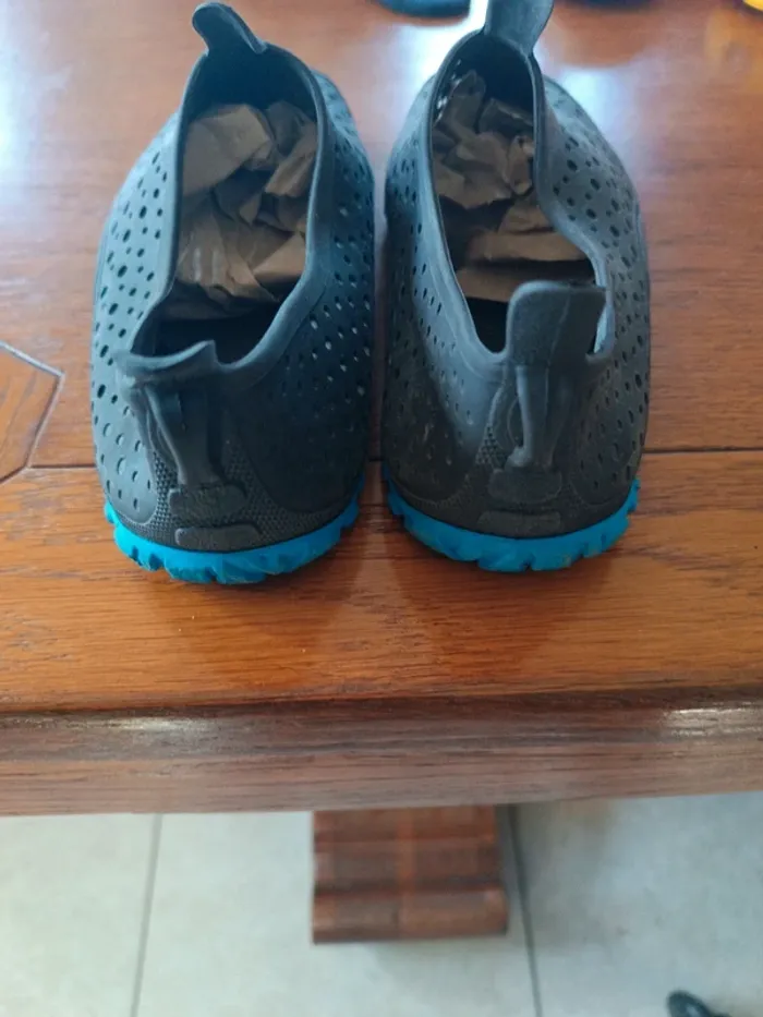 Chaussures aquatiques Decathlon 35 - photo numéro 2