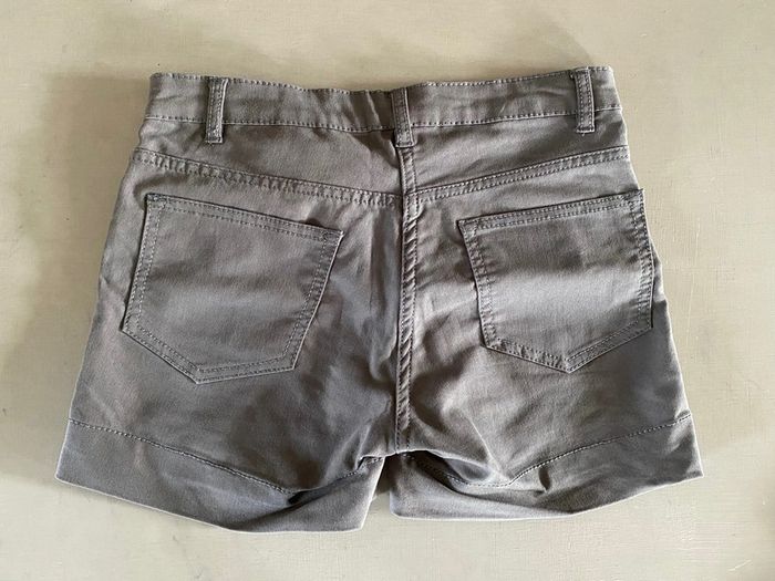 Short La Halle gris taille 34 - photo numéro 2