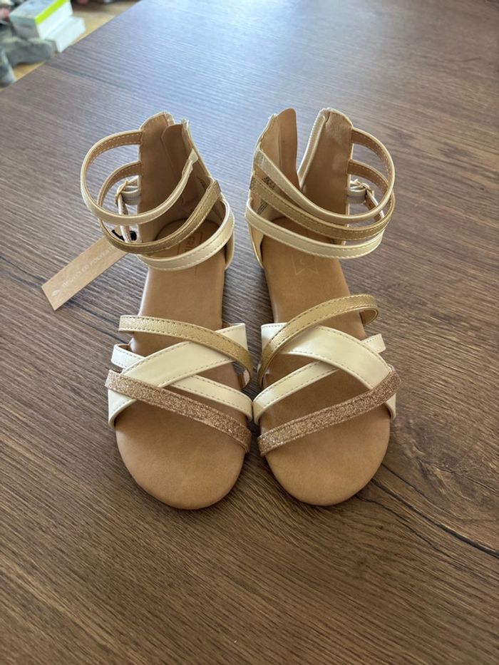 Neuf - sandale