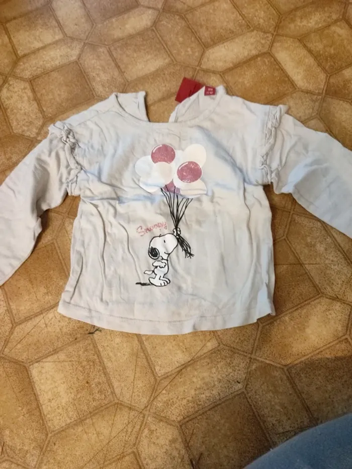 T-shirt manches longues peanuts 18 mois