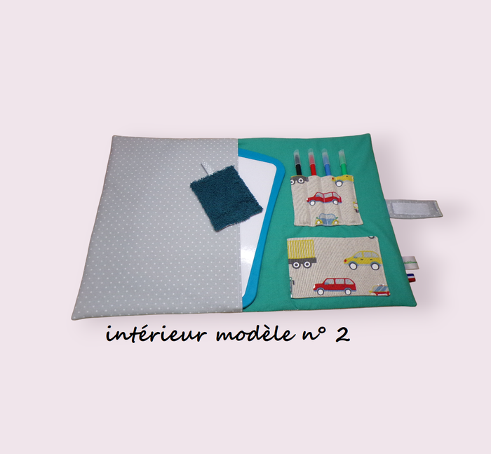 pochette range ardoise et feutres, effaceur offert, modèle véhicules fond gris n° 2 - photo numéro 2