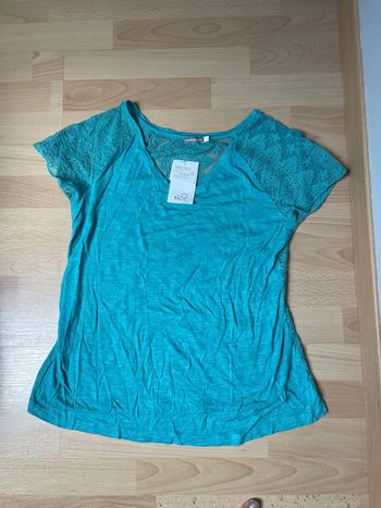 Tee-shirt vert dos dentelle 42/44