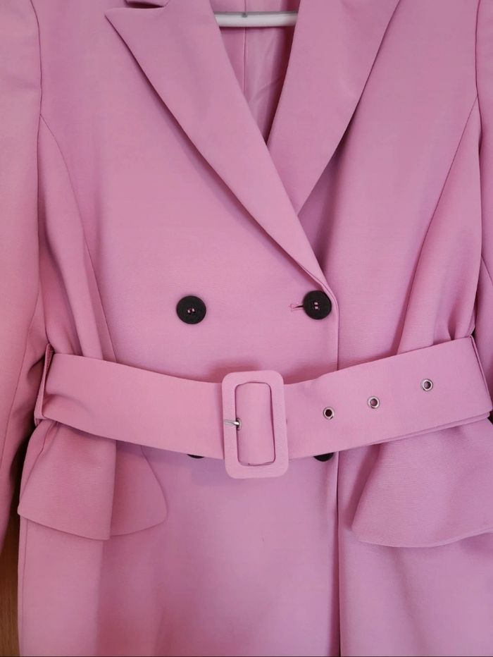 Ensemble tailleur rose - photo numéro 3