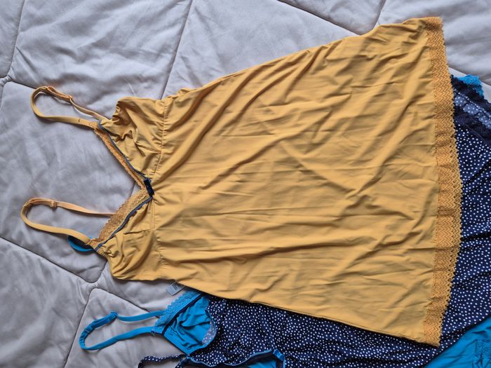 Lot Nuisettes Bleu/moutarde/léopard noir et blanc  T 36/38