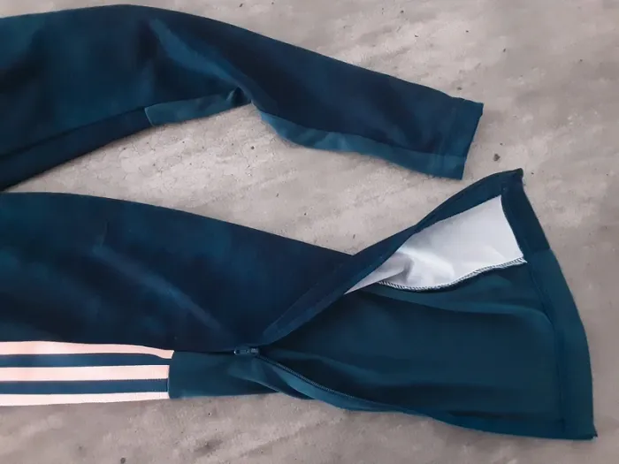 Survêtement Adidas garçon 12ans - photo numéro 5