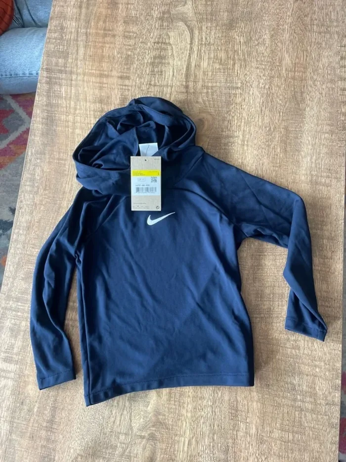 Pull Nike