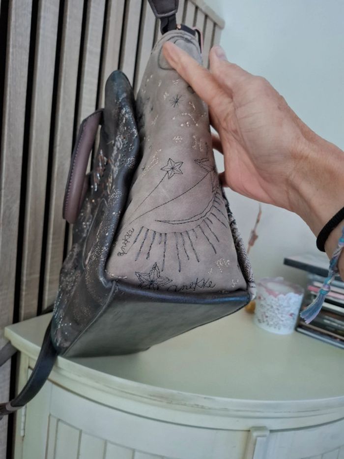Sac à main et bandoulière Anekke marron theme espace lune spacial - photo numéro 5