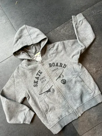 Gilet à capuche gris 8 ans Vertbaudet