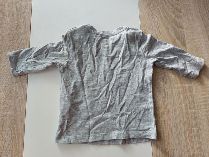 T-shirt gris - photo numéro 3