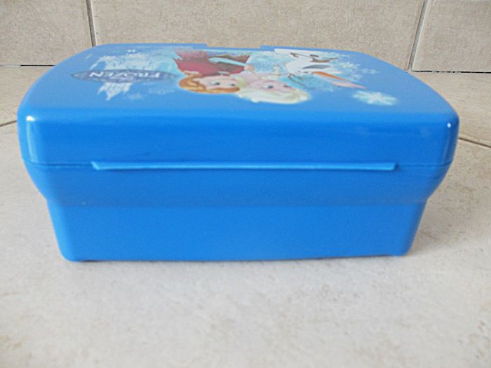 Boîte à goûter rectangulaire enfant en plastique Reine des Neiges - photo numéro 5