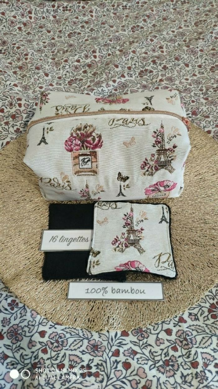 16 lingettes lavables neuf et sa trousse de toilette moltonné