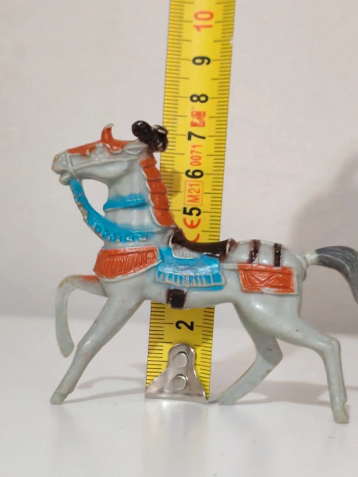 Starlux ? Figurine cheval moyen age - photo numéro 6