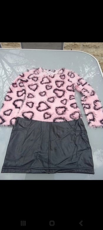 Robe bi-matiére rose et noire