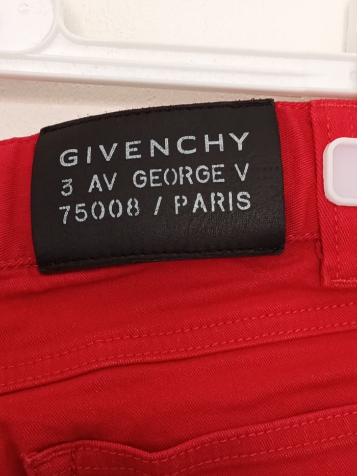 Short Givenchy - photo numéro 6
