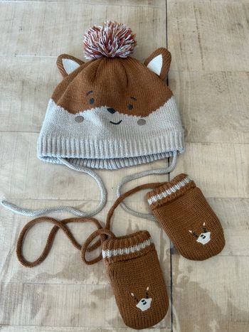 Bonnet et moufles renard 