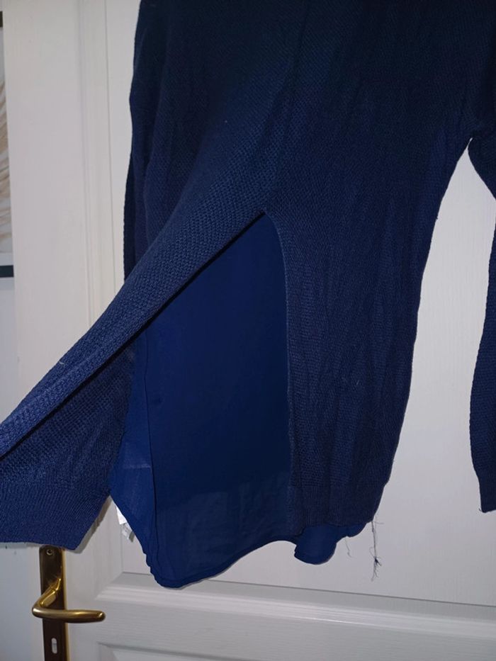 Pull léger bleu taille 38 - photo numéro 2
