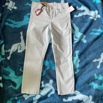 Superbe pantacourt kiabi neuf 9 ans