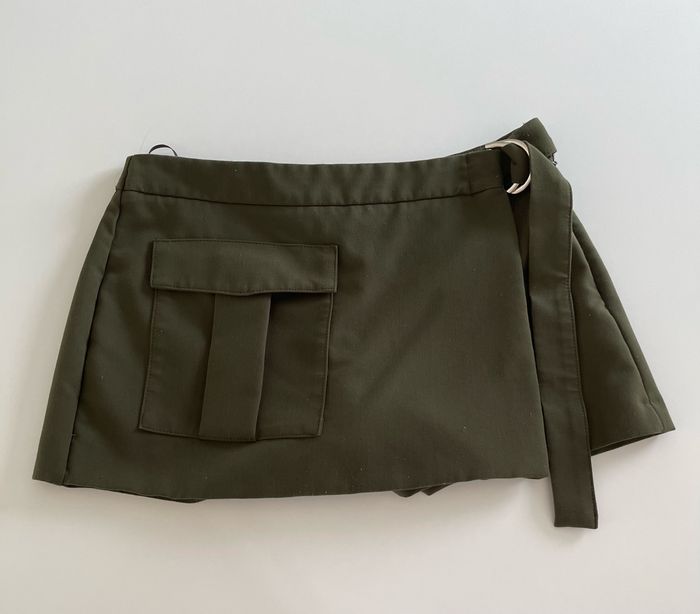 Jupe short zara vert kaki taille L