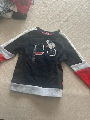 Pull garçon.