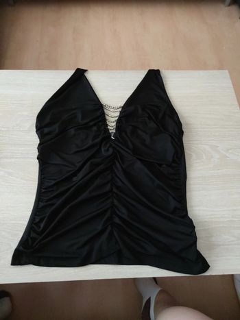 Dos nu perle poitrine