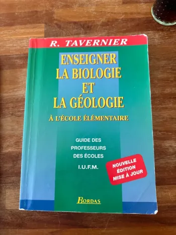 Livre enseigner la biologie et la géologie