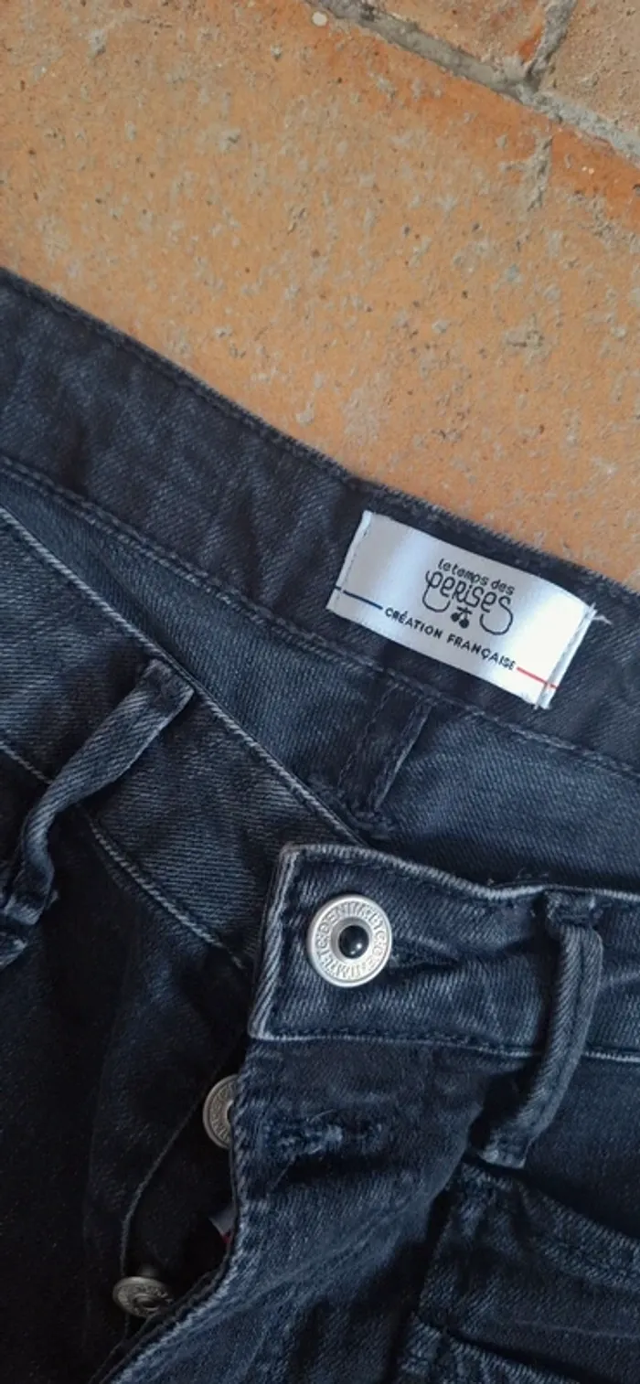 🖤 Short Madrague – Le Temps des Cerises – Jean noir – Taille 29 – Très bon état - photo numéro 2