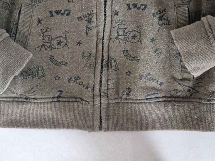 1 veste a capuche vert kaki avec motifs marque tex 4-5 ans - photo numéro 3