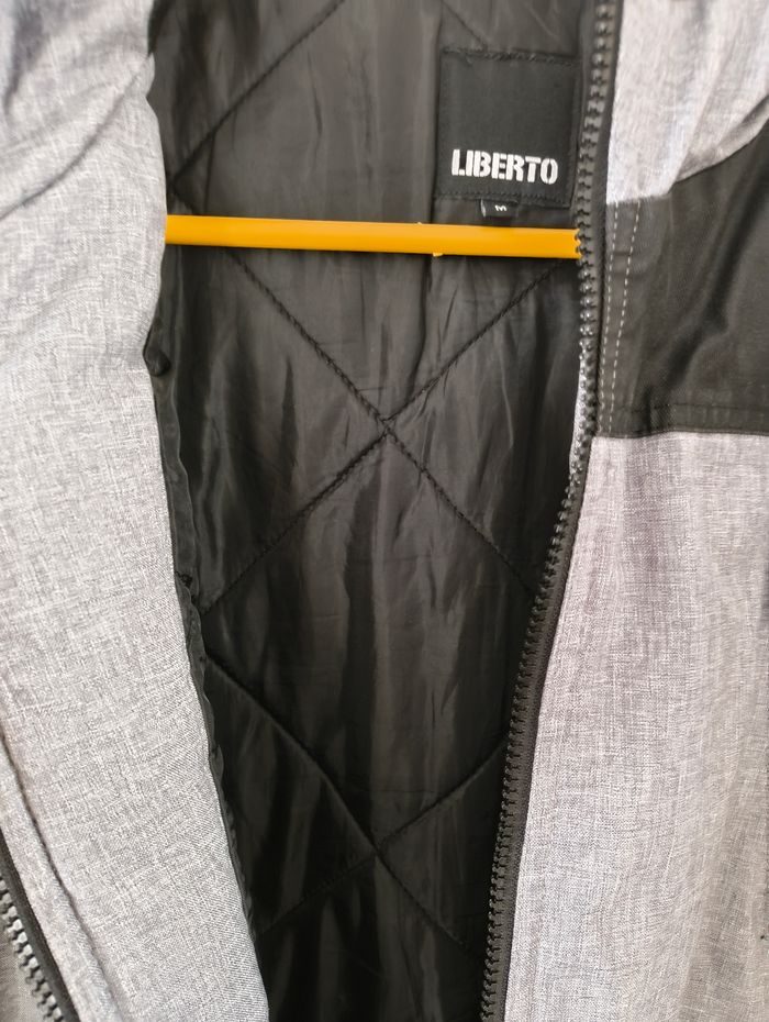 Blouson déperlant zippé à capuche homme taille 38 - photo numéro 3