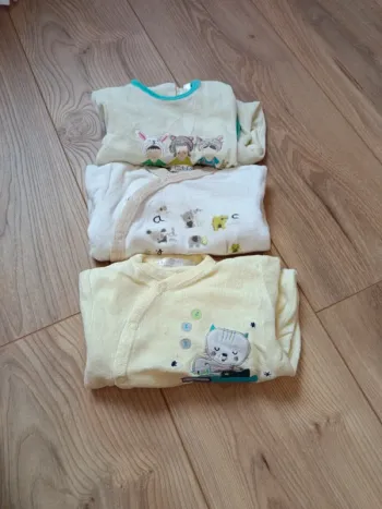 Lot 3 pyjamas Kiabi 1 mois