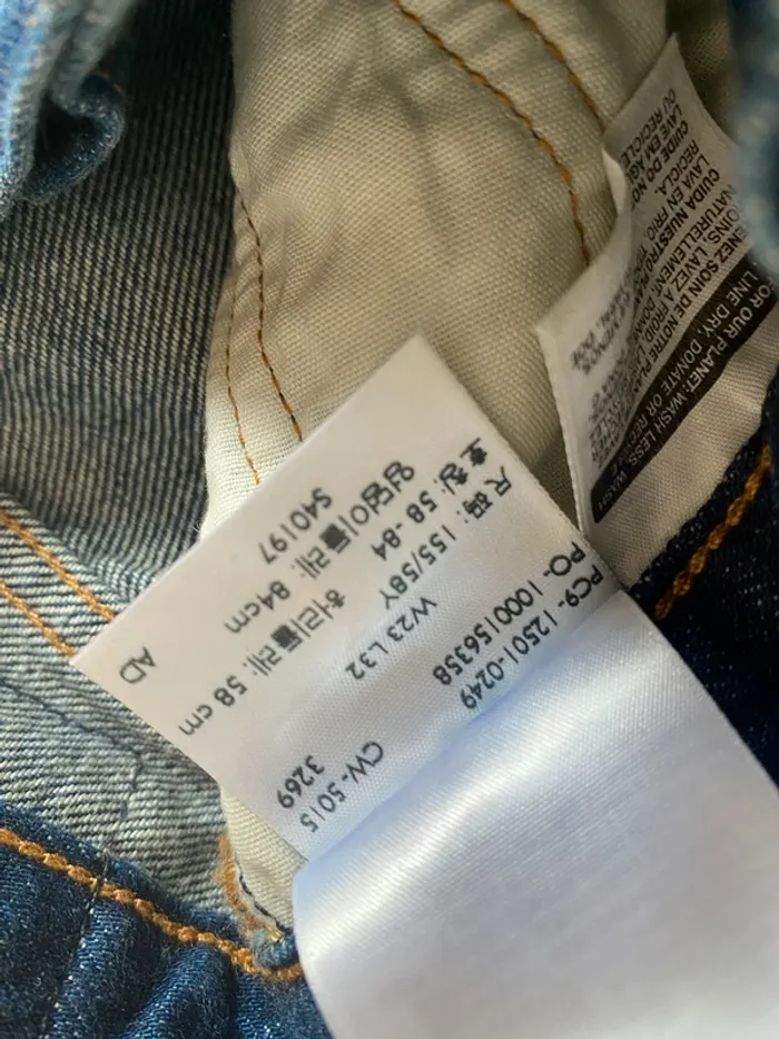 Jean Levi’s bleu taille w23 L32 - photo numéro 3
